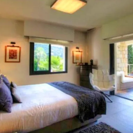 Villa Ref Moga - Palmes D'or Properties