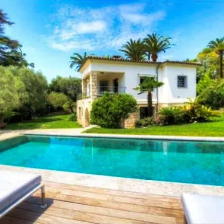 Ref Moga - Palmes D'or Properties Villa Cannes